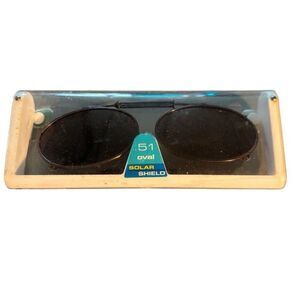 Polaroid 51 Oval Solar Shield Clip On Sunglasses